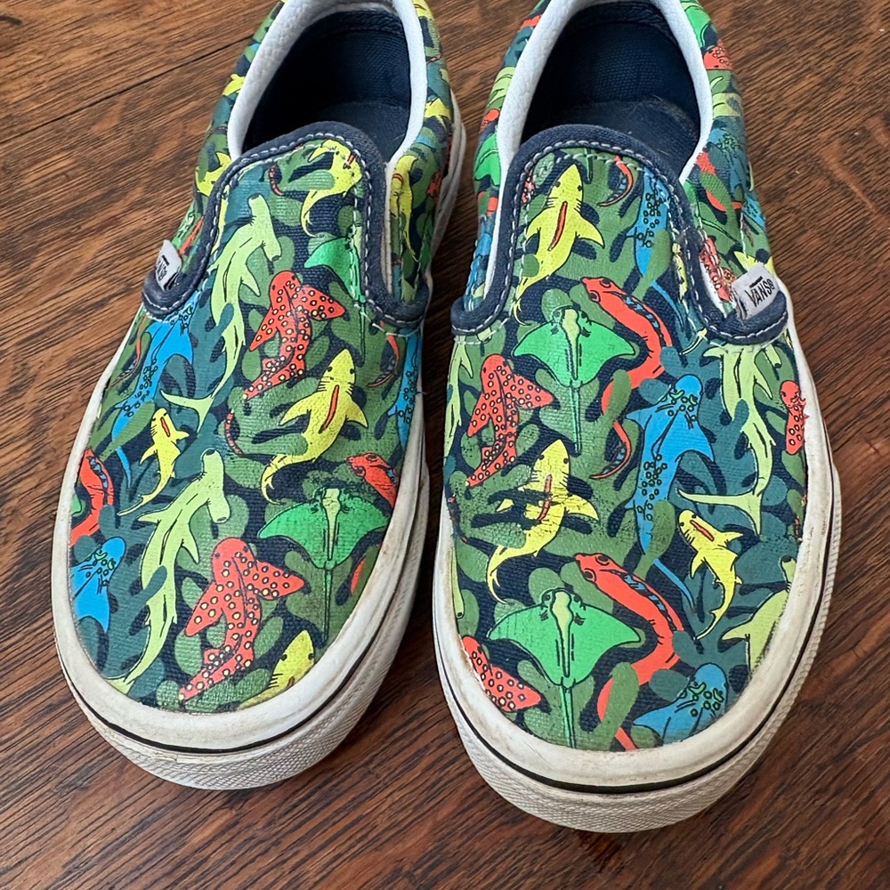 Vans Kids Slip-On Shoes - Multicolor Shark Print